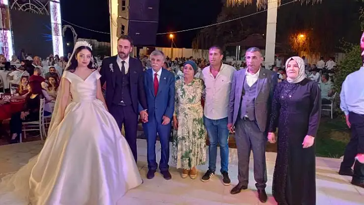 Çelik ve Sun Ailelerinin Mutlu Günü