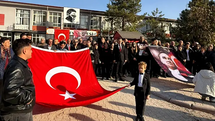 CHP Battalgazi İlçe Teşkilatından Anlamlı 10 Kasım Etkinliği