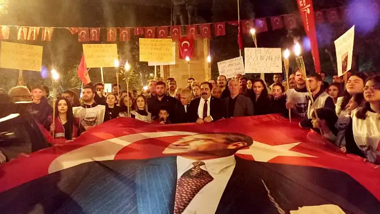 CHP ve ADD'nin Organize Ettiği' Ata'ya Saygı' Yürüyüşü