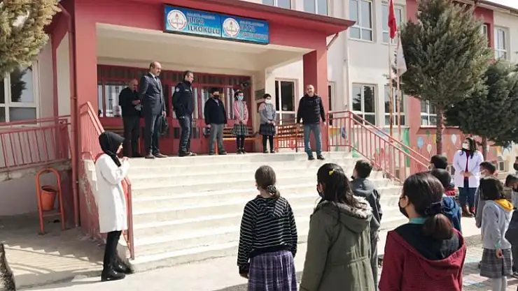 Darende İlçe Emniyet Müdürlüğünce Kitap Okuma Etkinliği