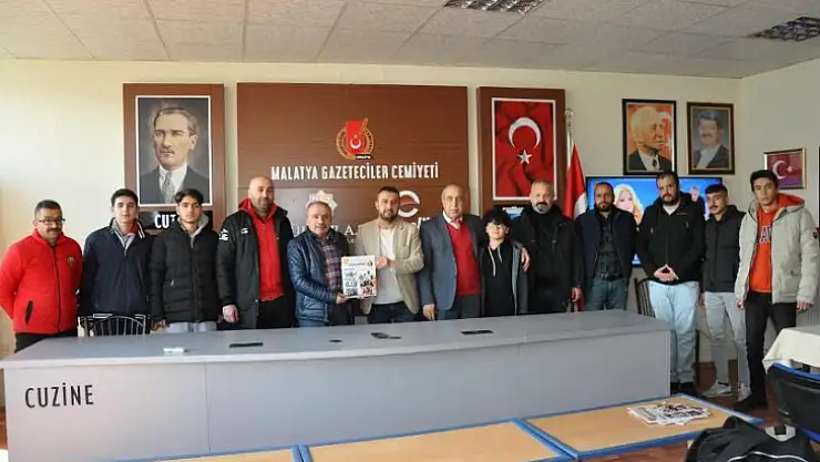 Derbeylerinden MGC'ye Ziyaret 'Takıma Sahip Çıkın'