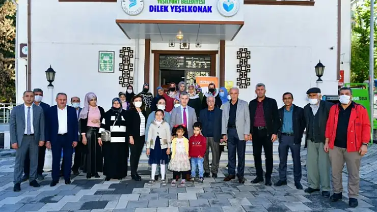 Dilek Yeşil Konak'ta Biçki-Dikiş Kursu Sergisi ve Sertifika Töreni