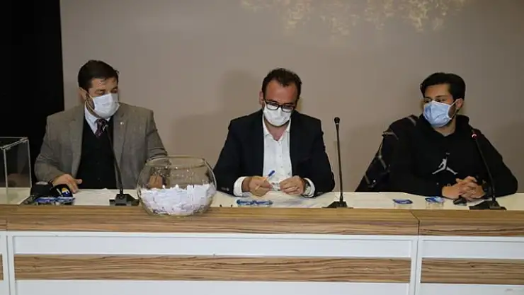Elazığ Belediyesi'ne Alınacak 150 Geçici İşçi, Çekilen Kura İle Belirlendi