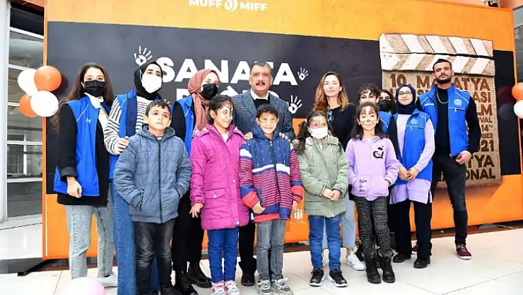 Film Festivalinde Yetim Çocuklar Unutulmadı
