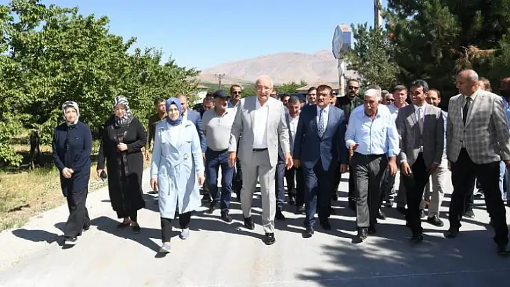 Gürkan, ' Kırsal ve Ana Yollarda Yoğun Çalışma İçerisindeyiz'