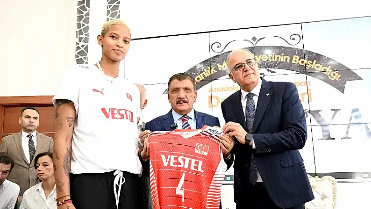 Gürkan' Memleketinizin İnsanları Sizlerle Gurur Duyuyor'