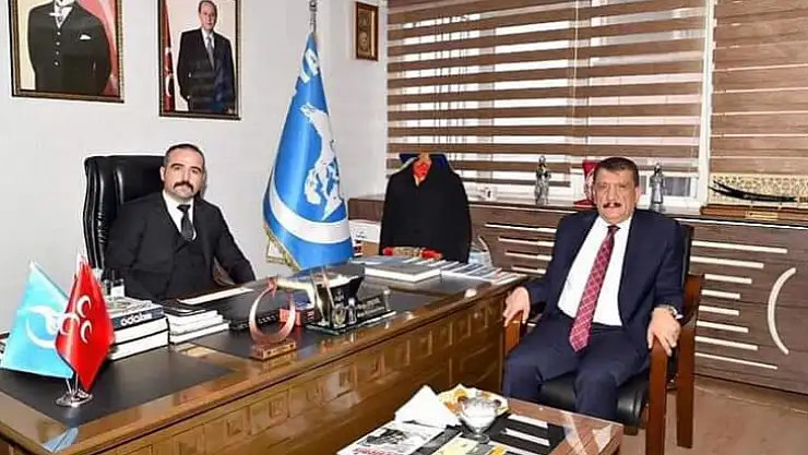 Gürkan, Ülkü Ocaklarını Ziyaret Etti   