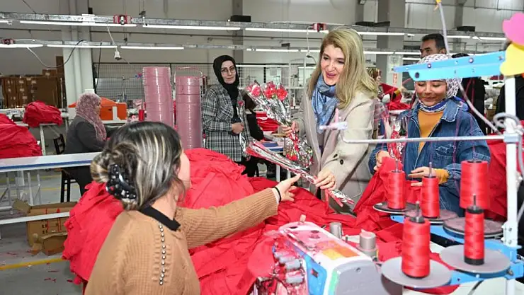 Halkın Vekili Ölmeztoprak' Kadın Güçlü Olursa Türkiye Güçlü Olur'