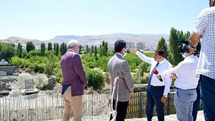 Hanımınçiftliği-Taştepe Viyadüğü Çalışmalarına Devam