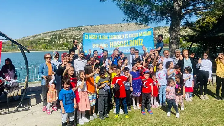 İyi Parti Yeşilyurt İlçe'den 23 Nisan Etkinliği