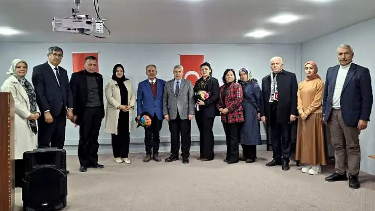 Kariyer Günleri Panelinde Öğrencilerle Buluştular