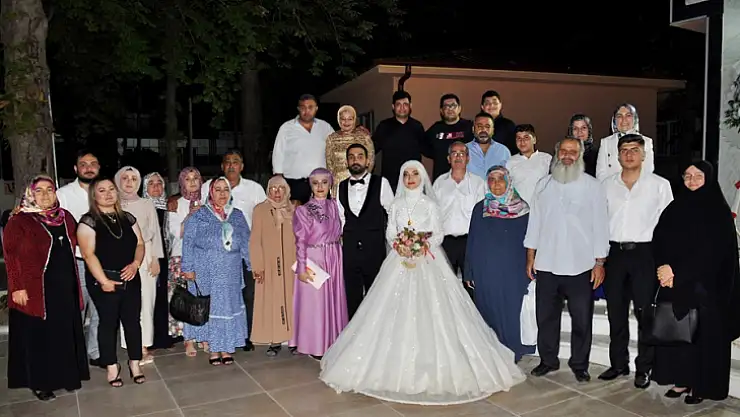 Kaya ve Duvarcı Ailelerinin Mutlu Günü