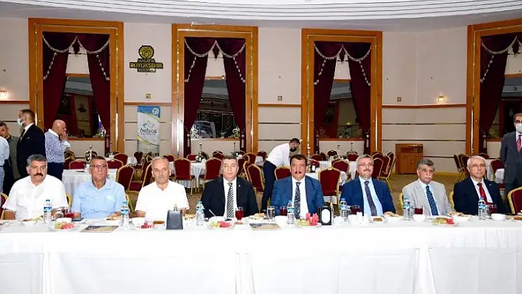'Kayısının Malatya Ekonomisine Katkısı' Konferansı