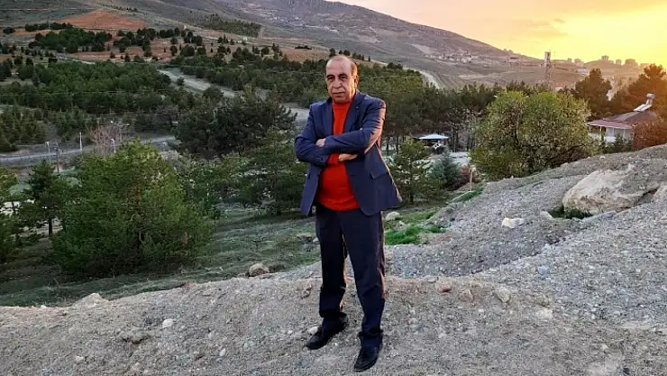 Kemiğin Peşinde Havlayanlar