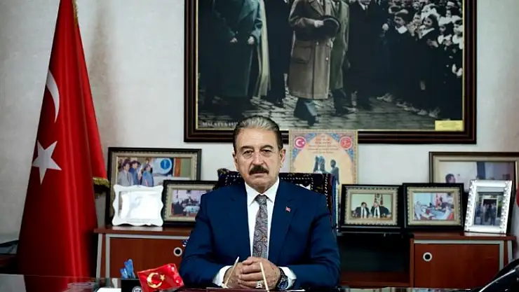 'Cumhuriyet Bağımsızlığımızdan Ödün Vermemek, Dayatmalara Boyun Eğmemektir.'