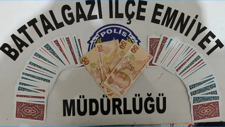 Kumar Oynayanlara Polis Baskını