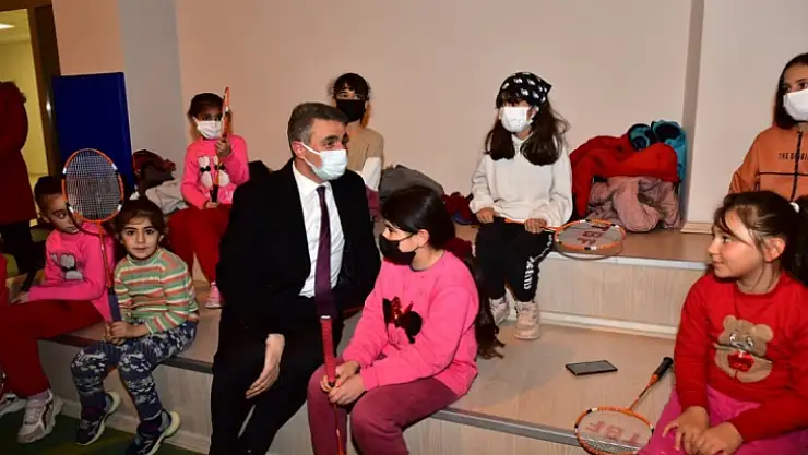 Melekbaba Gençlik Merkezi Faaliyetlerini Sürdürüyor