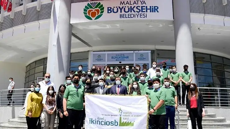 Öğrencilerden Başkan Gürkan'a Ziyaret