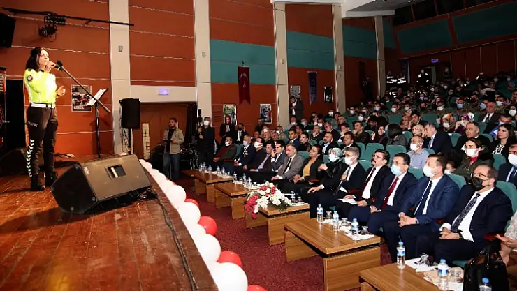 Polis Korosu Konserine Büyük İlgi