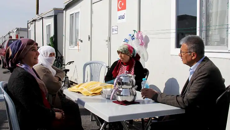 Prof. Dr: Gezer' Her İnsanımızın Dertlerine Ortak Olup Çözeceğiz Sözümüz Söz'