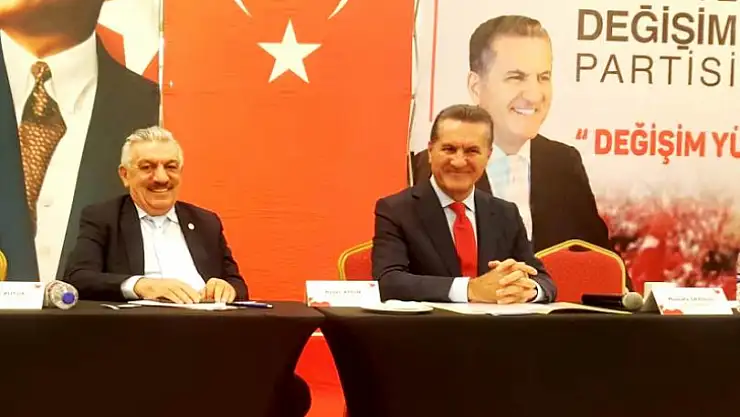 Türkiye Değişim Partisinde İstifa Depremi