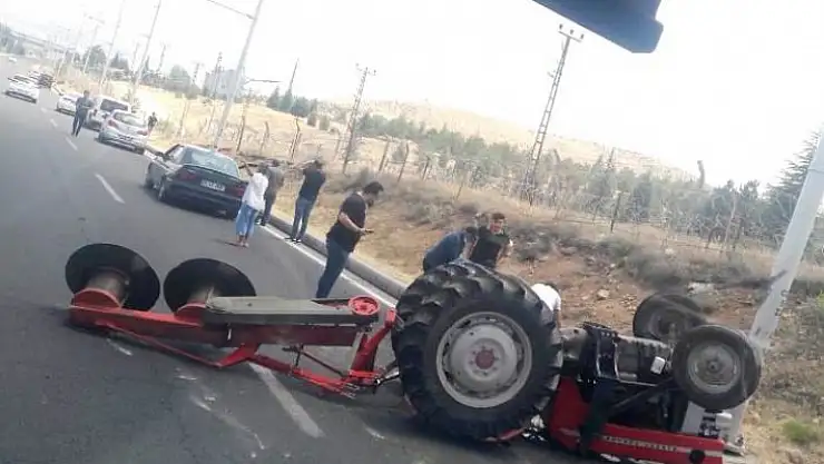 Üniversite Yolunda Feci Kaza