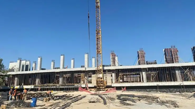Yeni Terminal Binasında Çalışmalar Sürüyor