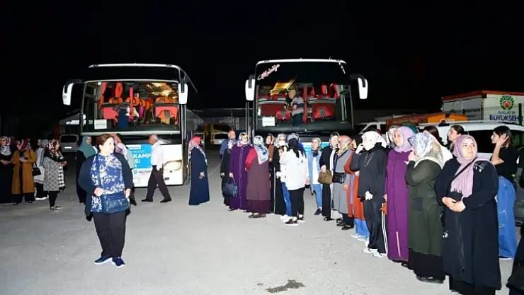 Yeşilyurt Belediyesi 'Anne- Kız Kampı' Projesi ile 92 Kişiyi Mersin'de Kampa Götürdü