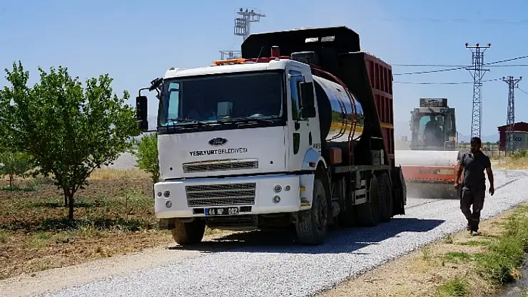 Yeşilyurt Belediyesi Kırsalda Ulaşımı Kolaylaştırıyor