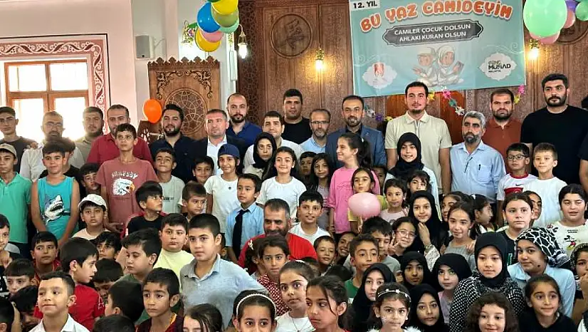 'Bu Yaz Camideyim' Programı Büyük Coşkuyla Tamamlandı