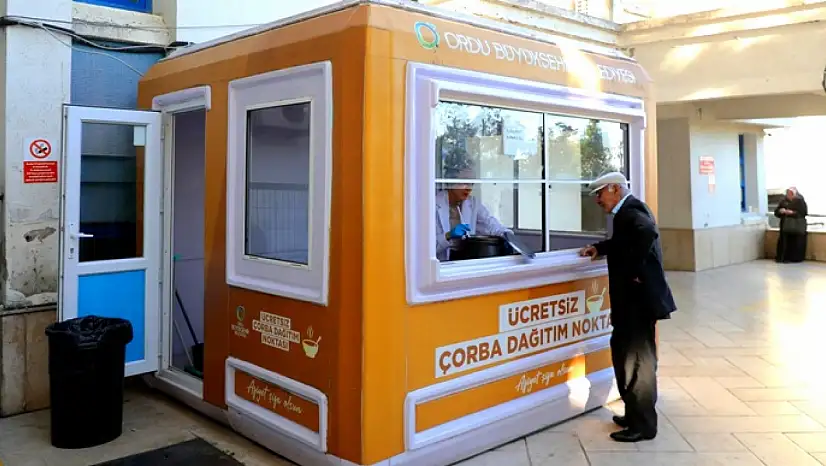 Hastanelerde Ücretsiz Sıcak Çorba İkramı