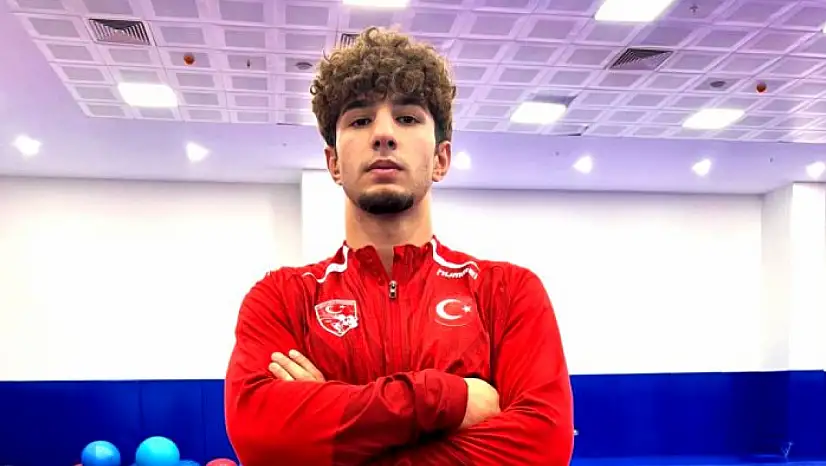 Malatyalı Güreşçi Hüseyin Emir Özen Türkiye'yi Temsil Edecek