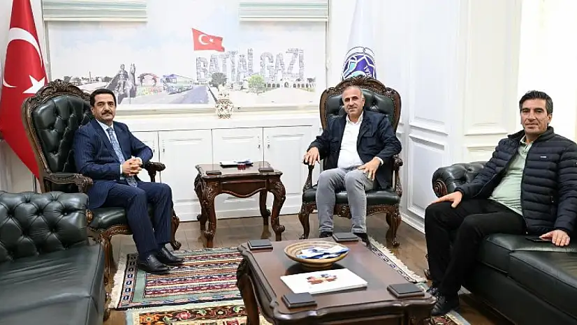 PÜRDEF Genel Bşk. Dursun'dan Battalgazi Belediye Başkanı Taşkın'a Ziyaret
