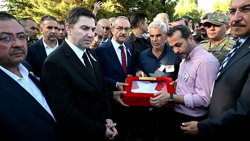 Pütürgeli Şehit Abdurrahman Akdoğan Gözyaşları Arasında Ebediyete Uğurlandı