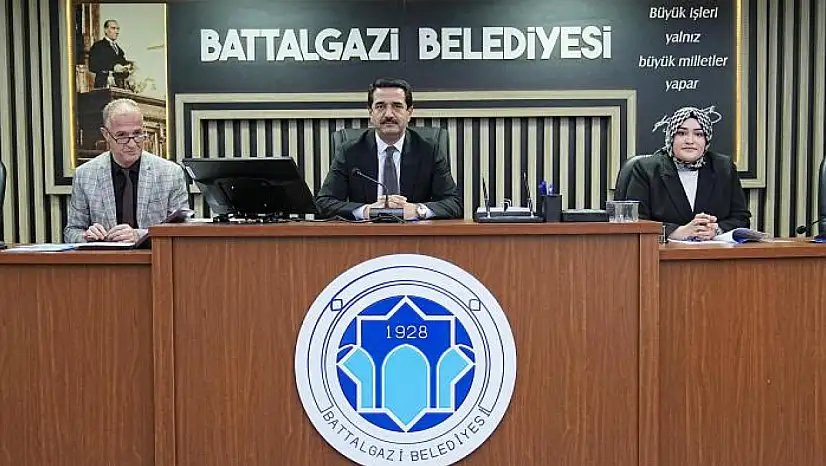 Taşkın: Vatan, Millet, Bayrak Gibi İnançlarımız Hepimizin Kırmızı Çizgisidir