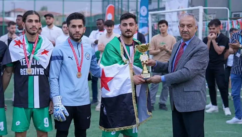 Yeşilyurt Futbol Turnuvasında Suriye Karması Şampiyon