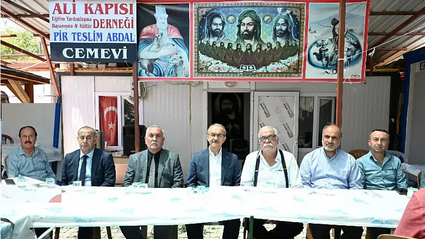 Ali Kapısı Derneği Pir Teslim Abdal Cemevinden Aşure ve Lokma Etkinliği