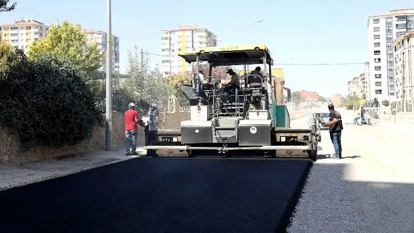Rezerv Alanlarda İnşaatlar Bitiyor, Battalgazi Belediyesi Yolları Yeniliyor
