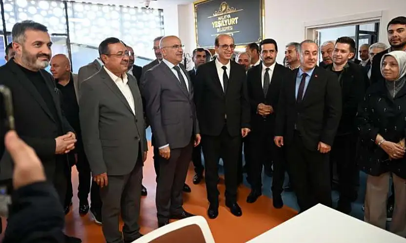 Başkan Geçit' Çilesiz Kütüphanesi Yeşilyurt'a Hayırlı Olsun'