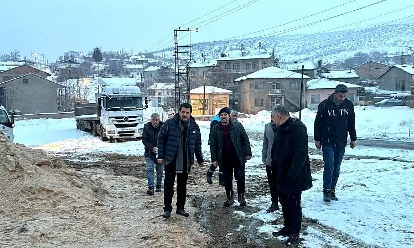 Başkan Taşkın, Karla Mücadele Çalışmalarını Sahada İnceledi