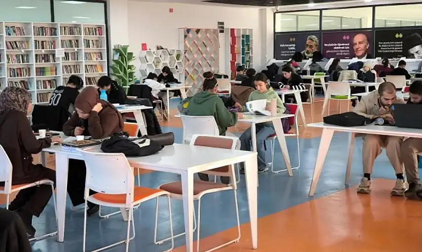 Çilesiz Kütüphanesi Gençlerin Buluşma Noktası