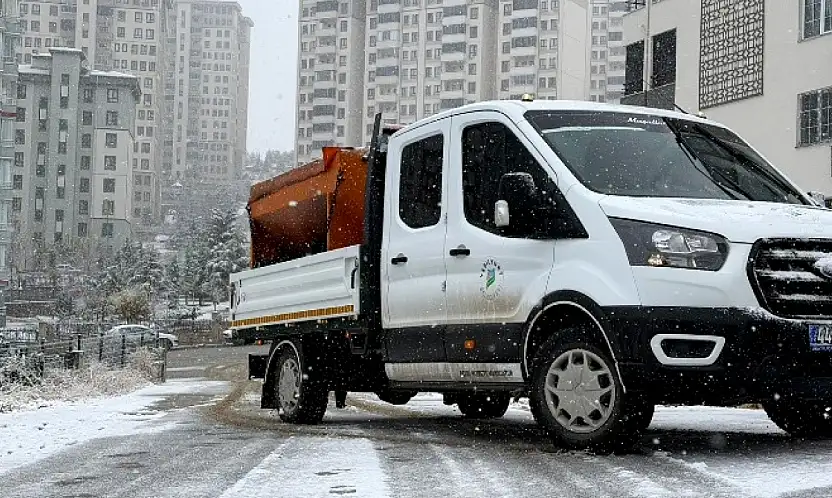 Yeşilyurt Belediyesi Karla Mücadelede Teyakkuzda!