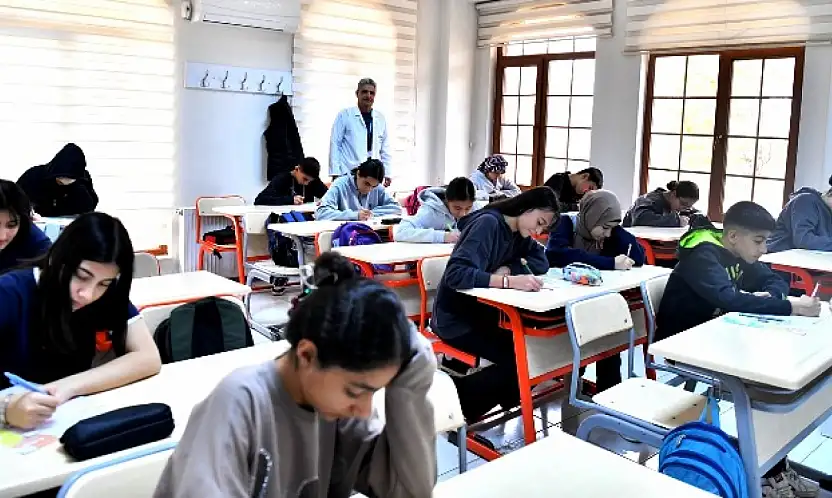 Yeşilyurt Belediyesi'nden Öğrencilere Ücretsiz Kurs Desteği!