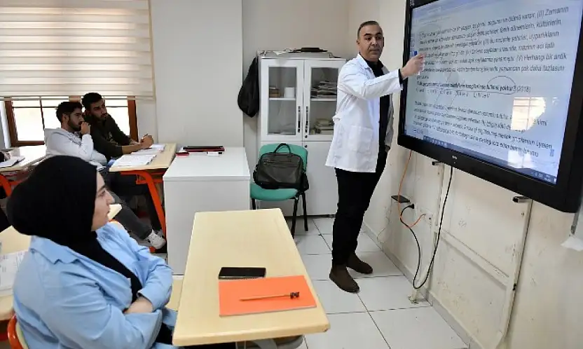 Yeşilyurt'ta Öğrencilere Ara Tatilde Ücretsiz LGS ve DYK Hazırlık Kursları!